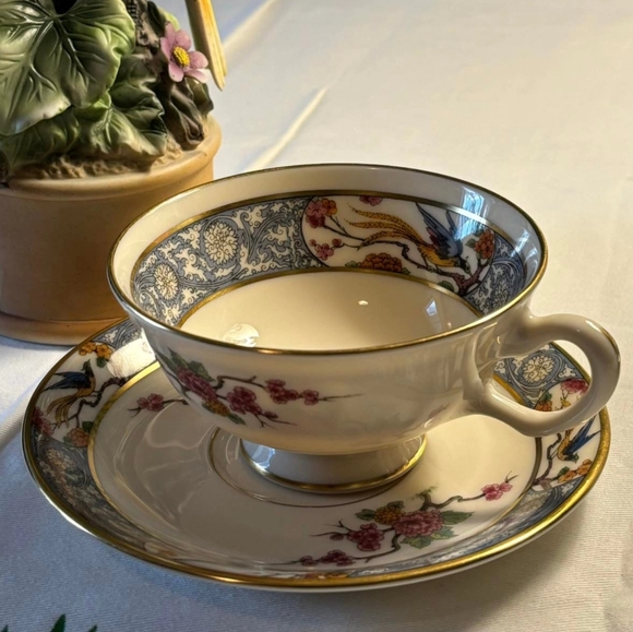 Lenox MING Early Black Mark Cup & Saucer Set - Picture 3 of 9